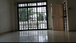 Duke's Road (D10), Semi-Detached #445588381
